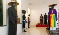 Trưng bày “Trang phục truyền thống các dân tộc Việt Nam”
