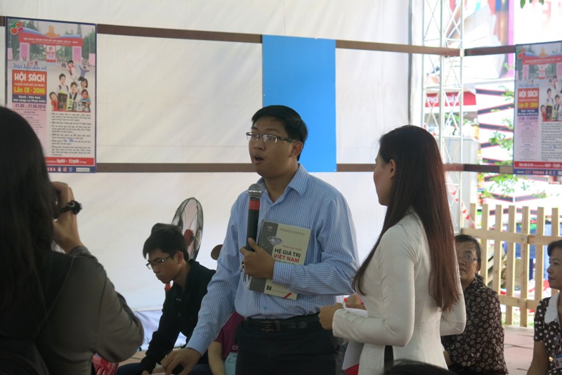20160325 Ra mat HGT 12