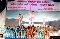 Nguyễn Tấn Hùng. Mối quan hệ giữa các nền văn hóa