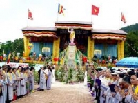 Võ Văn Thắng - Đỗ Anh Thư. Tính giản dị trong giáo luật và giáo lễ của đạo Hòa Hảo